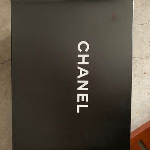 Large Chanel box with flap top (jumbo or maxi)